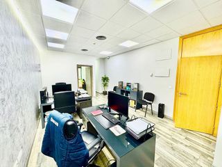 Oficina en alquiler en San Jerónimo - La Bachillera en Sevilla