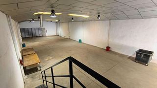 Local comercial en alquiler en Polígonos - Recinto Ferial Cortijo de Torres en Málaga