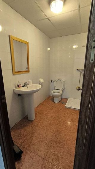 Local comercial en alquiler en Polígonos - Recinto Ferial Cortijo de Torres en Málaga