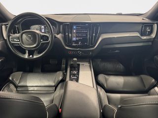 Volvo XC60 2.0 T8 AWD Business Plus Auto