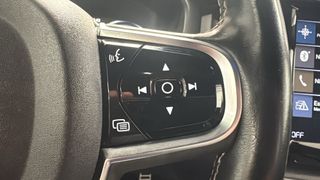 Volvo XC60 2.0 T8 AWD Business Plus Auto