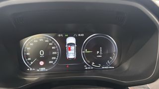 Volvo XC60 2.0 T8 AWD Business Plus Auto