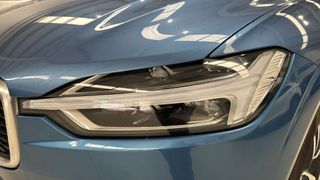 Volvo XC60 2.0 T8 AWD Business Plus Auto