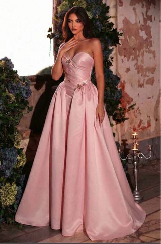 Vestido de fiesta dama de honor rosa elegante