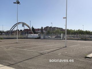 Nave industrial en alquiler en Parque Goya en Zaragoza