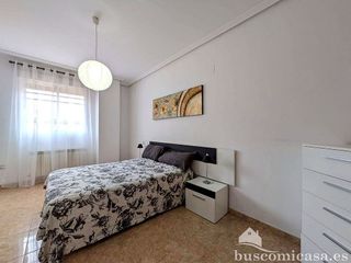 Piso en alquiler en Linares