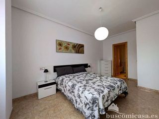 Piso en alquiler en Linares
