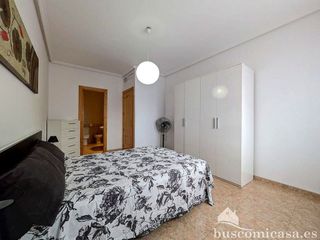 Piso en alquiler en Linares