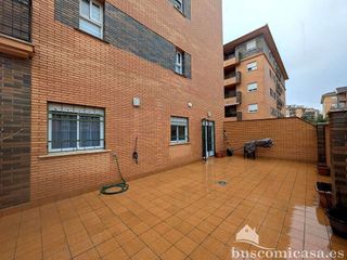 Piso en alquiler en Linares