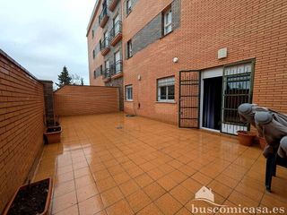 Piso en alquiler en Linares