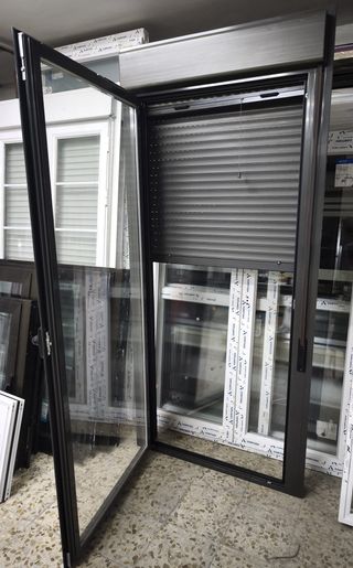 3 Puertas abatible de Aluminio 102 x 235 cm