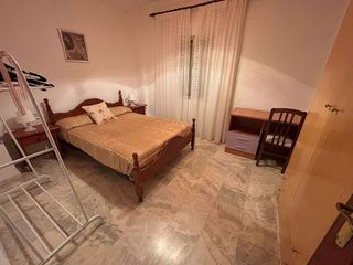 Piso en alquiler en Tres Huertas - El Torrejón - El Cerezo en Sevilla