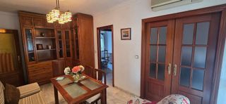 Piso en alquiler en Tres Huertas - El Torrejón - El Cerezo en Sevilla