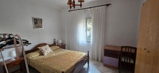 Piso en alquiler en Tres Huertas - El Torrejón - El Cerezo en Sevilla