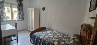 Piso en alquiler en Tres Huertas - El Torrejón - El Cerezo en Sevilla