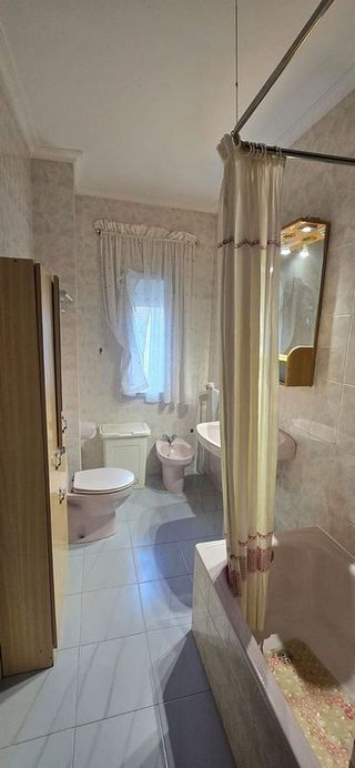 Piso en alquiler en Tres Huertas - El Torrejón - El Cerezo en Sevilla