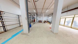 Local comercial en alquiler en Paus - Poligono San Blas en Alicante