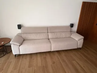 Sofá reclinable eléctrico beige