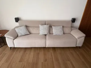 Sofá reclinable eléctrico beige