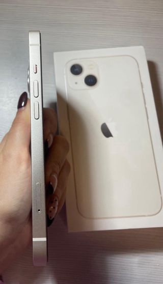 iPhone 13 128GB Blanco-Como nuevo+caja+cargador