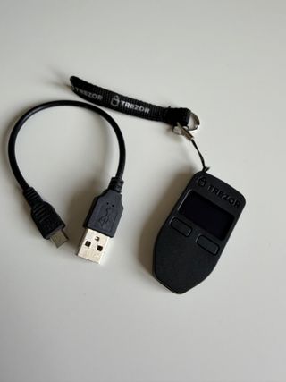 Trezor Wallet + Cable USB