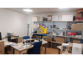 Nave industrial en venta en Cabanillas del Campo