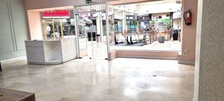 Local comercial en venta en Mariblanca - Villafontana en Móstoles