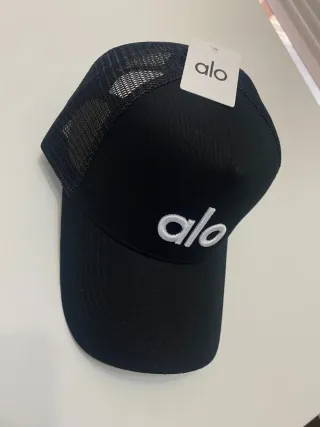 Gorra Alo Yoga