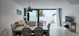 Casa pareada en venta en Los Naranjos - Las Brisas en Marbella