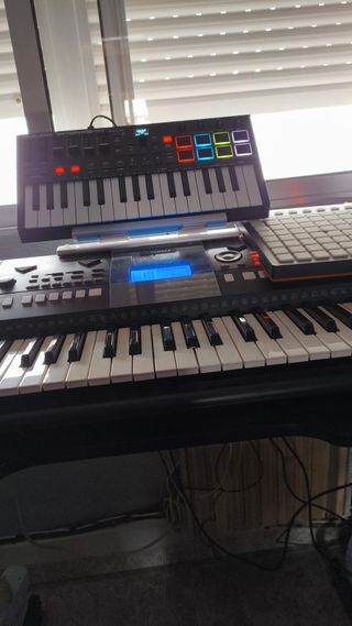 Minisforum UM750l AMD Ryzen i5 7545U