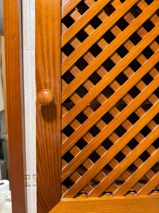 Mueble de baño de madera