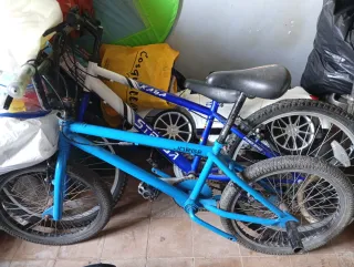 Bicicleta BMX Azul