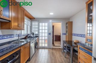 Casa adosada en venta en Motril pueblo en Motril