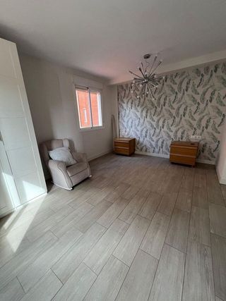 Piso en alquiler en El Juncal - Av. de la Paz en Sevilla