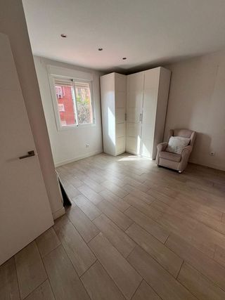 Piso en alquiler en El Juncal - Av. de la Paz en Sevilla