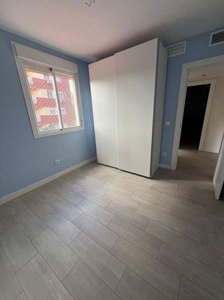 Piso en alquiler en El Juncal - Av. de la Paz en Sevilla