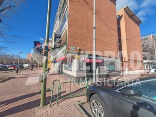 Local comercial en alquiler en Val en Alcalá de Henares