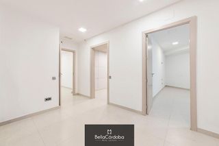 Local comercial en alquiler en Zona Centro en Córdoba