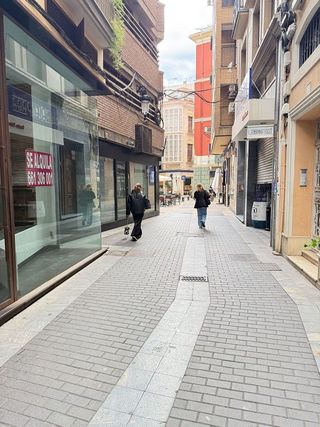 Local comercial en alquiler en Centro en Murcia