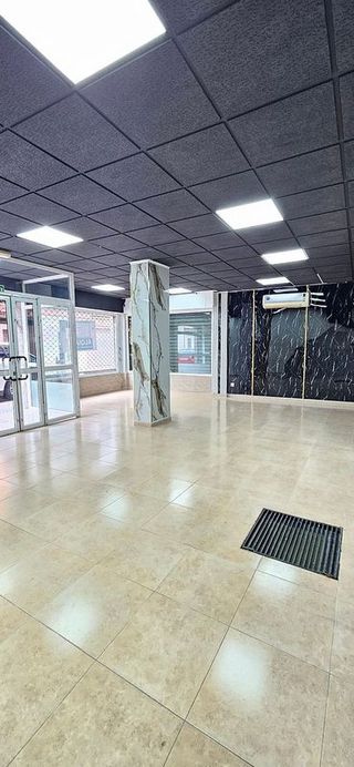Local comercial en alquiler en Centro - Doña Mercedes en Dos Hermanas