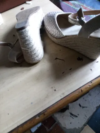 Zapatos dorados/plateados Talla 38