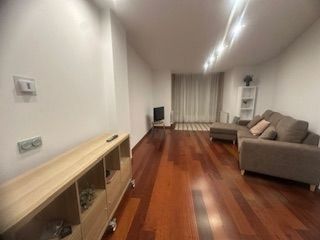 Piso en alquiler en Centro Ciudad en León