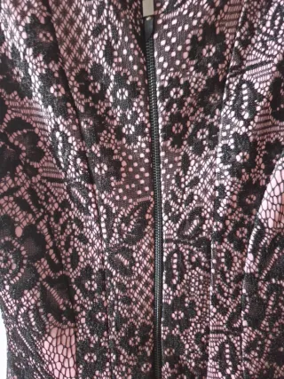 Vestido fiesta encaje negro y rosa Talla S
