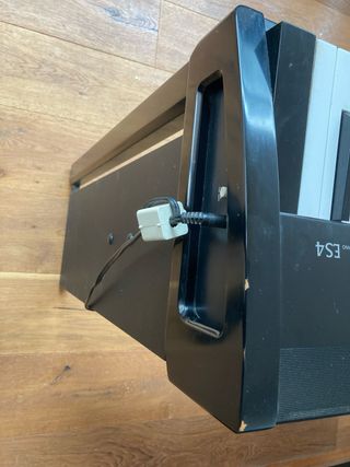 Piano Digital Kawai ES4