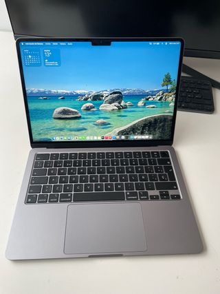 Macbook Air 13 M3 512GB como nuevo bateria 95%