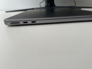 Macbook Air 13 M3 512GB como nuevo bateria 95%