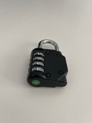 Candado de combinación negro