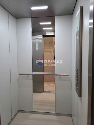 Piso en venta en Praza España - Casablanca en Vigo