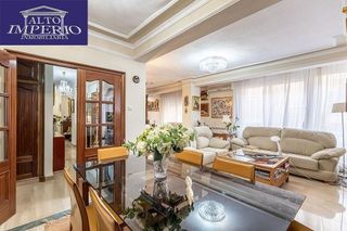 Piso en venta en Camino de Ronda - Rosaleda en Granada