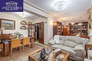 Piso en venta en Camino de Ronda - Rosaleda en Granada